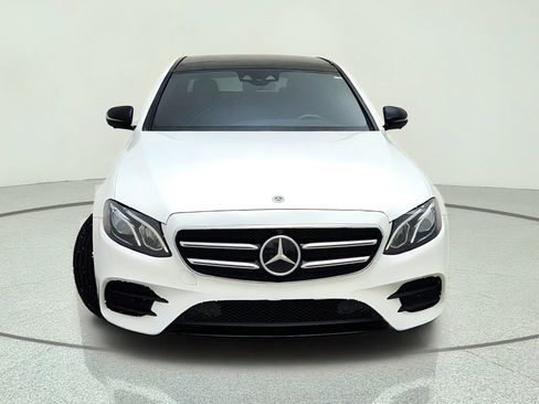 Used 2020 Mercedes-Benz E 350 Sedan image 3