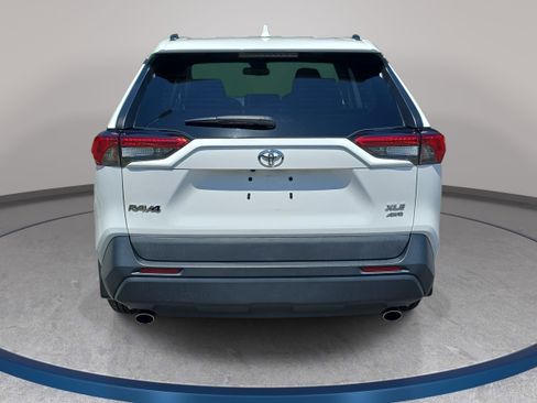 Used 2020 Toyota RAV4 XLE w/ Convenience Package AWD/4WD image 6