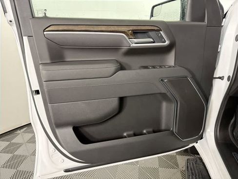 New 2026 GMC Sierra 1500 Elevation image 15