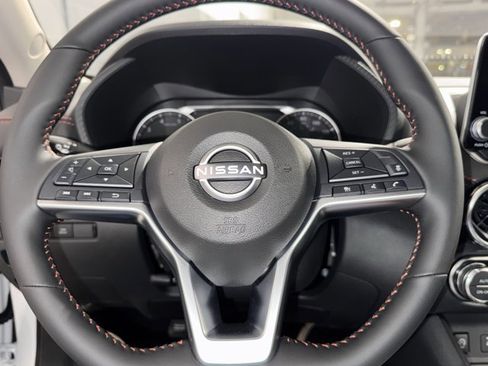 New 2025 Nissan Sentra SR image 25