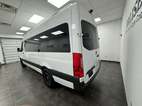 Used 2020 Mercedes-Benz Sprinter 2500 image 5
