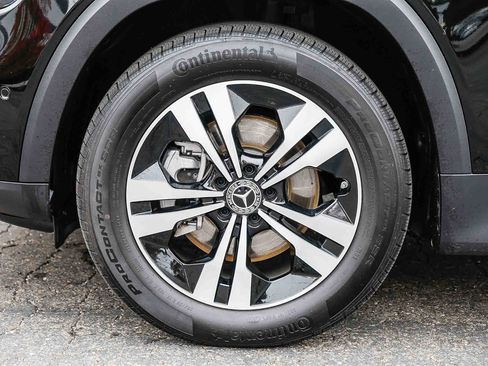 Certified 2025 Mercedes-Benz GLB 250 image 9