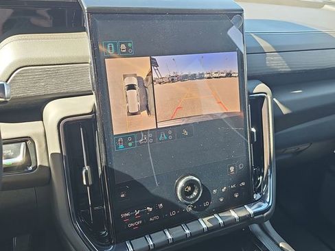 New 2026 GMC Yukon AT4 Ultimate AWD/4WD image 13