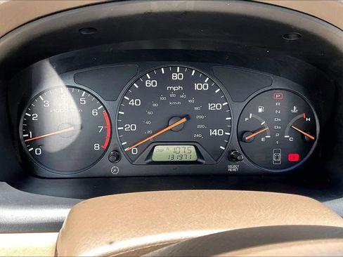 Used 2002 Honda Accord LX image 2