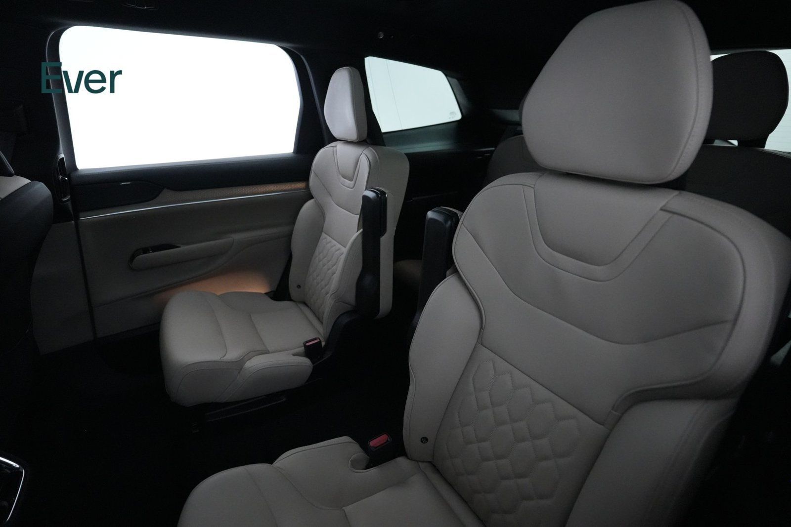 Used 2025 Volvo EX90 Ultra AWD/4WD image 24