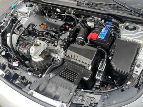 Used 2024 Honda Civic Sport image 25