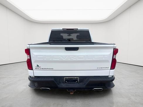 Used 2019 Chevrolet Silverado 1500 Custom Trail Boss w/ Custom Convenience Package AWD/4WD image 5
