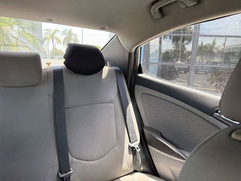 Used 2012 Hyundai Accent GLS w/ Premium Pkg 3 FWD image 15
