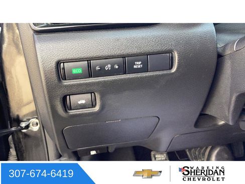 Used 2024 Nissan Sentra SV FWD image 16
