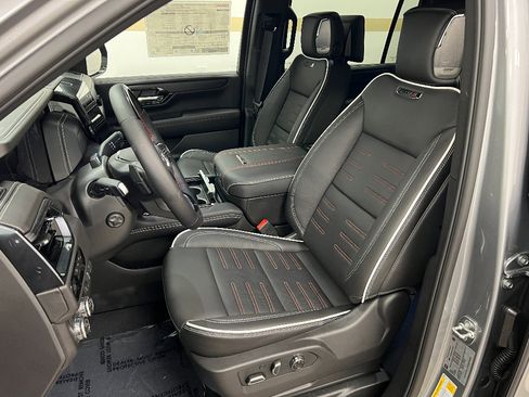 New 2026 GMC Yukon XL AT4 Ultimate AWD/4WD image 6