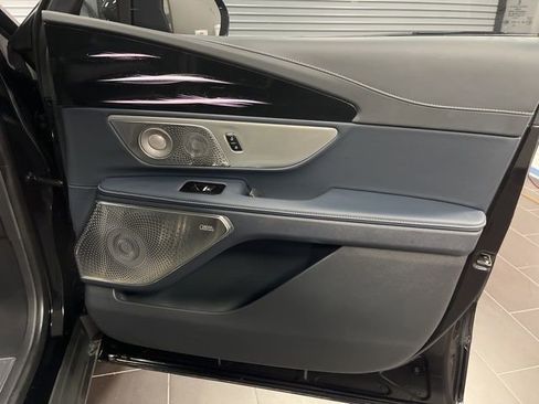 Used 2024 Lincoln Nautilus Reserve w/ Equipment Group 203A image 13