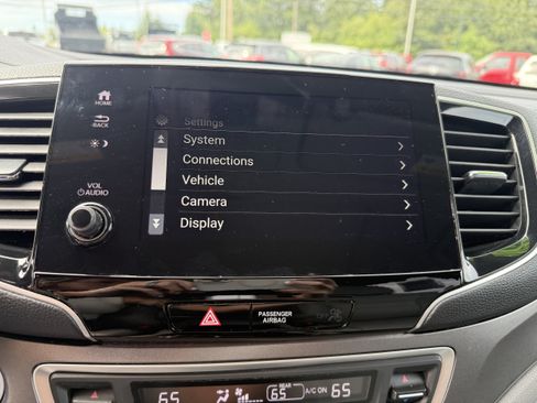 Used 2021 Honda Pilot Special Edition image 16
