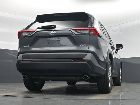 Used 2020 Toyota RAV4 XLE Premium image 48