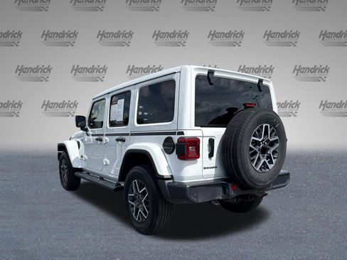 Used 2025 Jeep Wrangler Sahara w/ Safety Group image 7