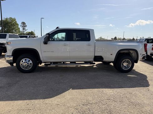 New 2026 Chevrolet Silverado 3500 LT w/ All Star Edition AWD/4WD image 2
