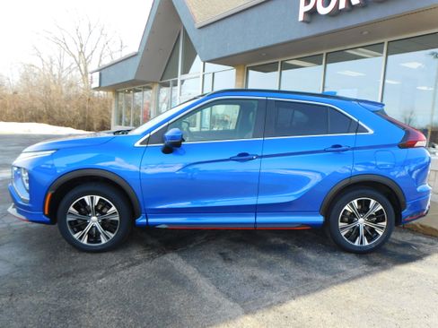 Used 2022 Mitsubishi Eclipse Cross SEL image 2