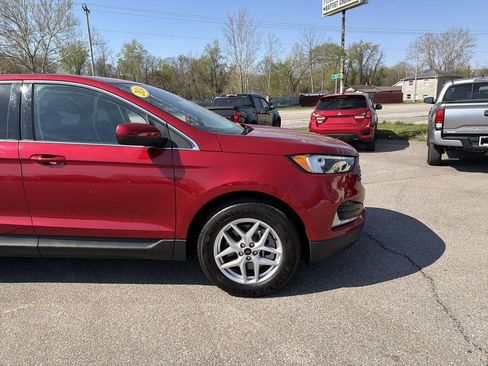 Used 2024 Ford Edge SEL AWD/4WD image 2
