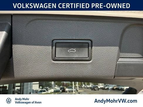 Used 2021 Volkswagen Atlas SEL AWD/4WD image 11