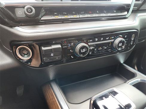 Used 2023 Chevrolet Silverado 1500 High Country w/ Technology Package image 23