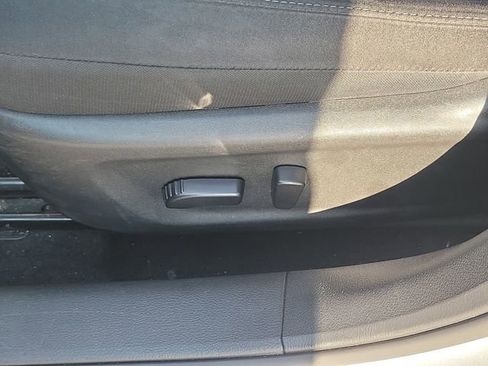 Used 2024 Nissan Altima 2.5 SV FWD image 22