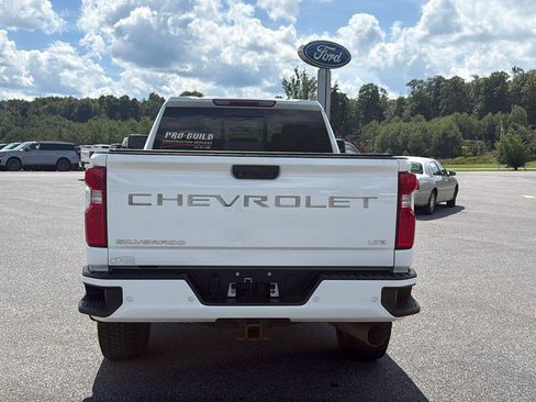 Used 2021 Chevrolet Silverado 2500 LTZ w/ Z71 Chrome Sport Edition AWD/4WD image 6