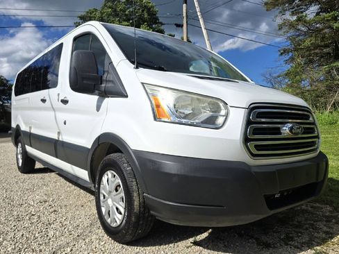 Used 2015 Ford Transit 350 XLT RWD image 10