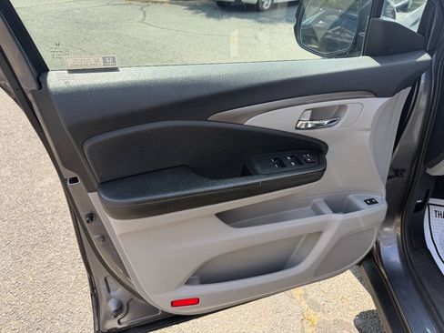 Used 2018 Honda Pilot EX-L image 10