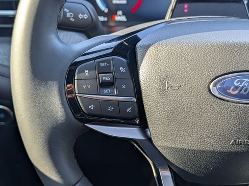 New 2026 Ford Explorer Platinum RWD image 28
