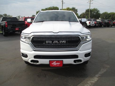 Used 2022 RAM 1500 Limited image 11