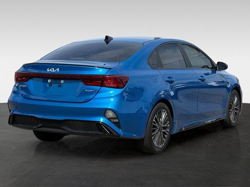 Used 2023 Kia Forte GT-Line w/ GT-Line Premium Package FWD image 5