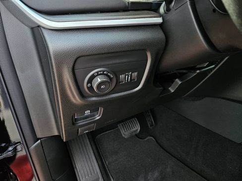New 2026 Jeep Grand Cherokee Limited AWD/4WD image 15