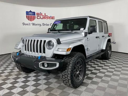 Used 2023 Jeep Wrangler Unlimited Sahara image 7