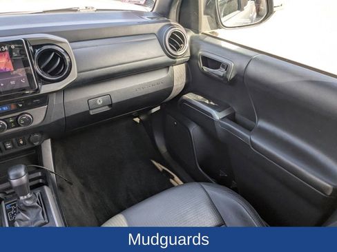 Used 2019 Toyota Tacoma Limited image 20