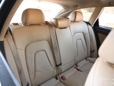 Used 2015 Audi A4 Premium w/ Audi MMI Navigation image 14