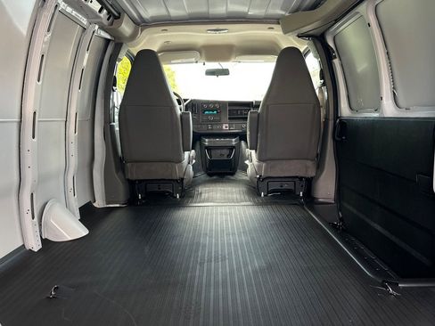 New 2025 Chevrolet Express 2500 w/ Driver Convenience Package image 12