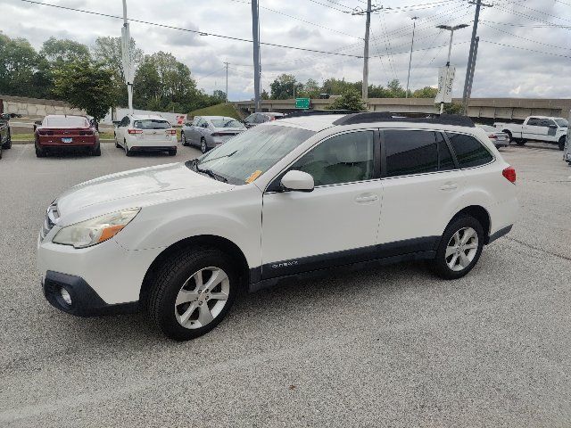 Used 2014 Subaru Outback 2.5i Premium AWD/4WD image 8