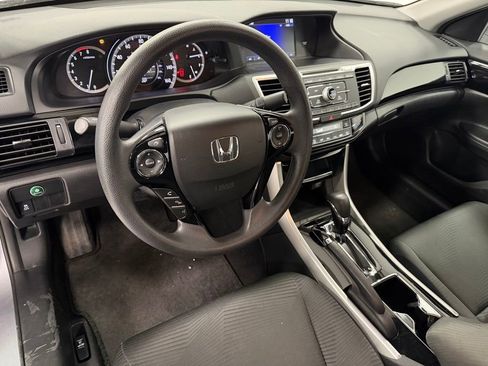 Used 2017 Honda Accord LX image 12