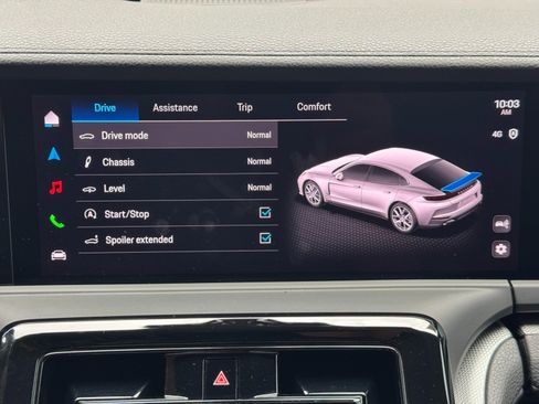 Used 2025 Porsche Panamera image 29