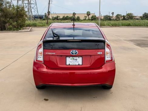 Used 2015 Toyota Prius Three FWD image 4