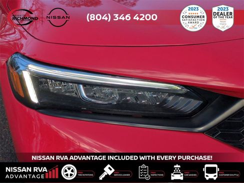 Used 2025 Honda Civic LX image 11