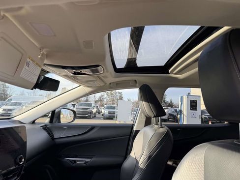 Used 2024 Lexus NX 300h Luxury w/ Mark Levinson and 20 image 21