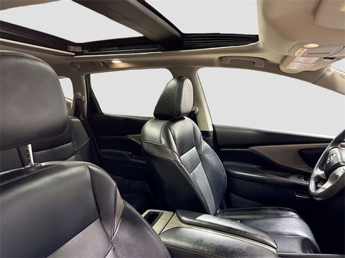 Used 2017 Nissan Murano SL w/ SL Technology Package image 32