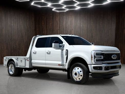 Used 2026 Ford F450 Platinum w/ FX4 Off-Road Package AWD/4WD image 1