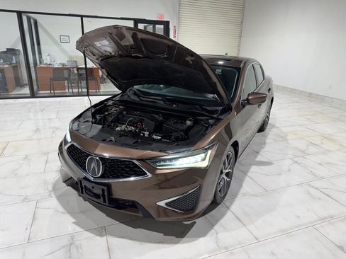 Used 2019 Acura ILX FWD image 5