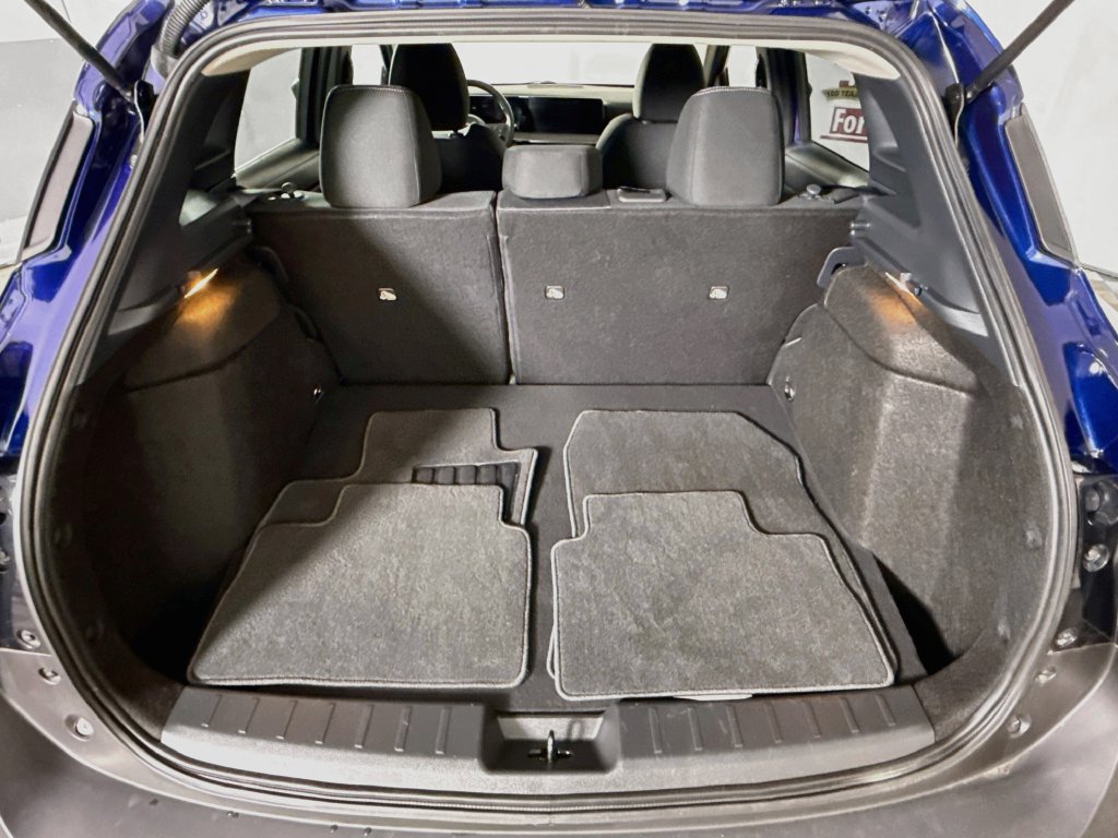 Certified 2025 Nissan Kicks SV AWD/4WD image 27