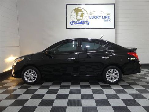 Used 2018 Nissan Versa SV w/ SV Special Edition Package FWD image 7
