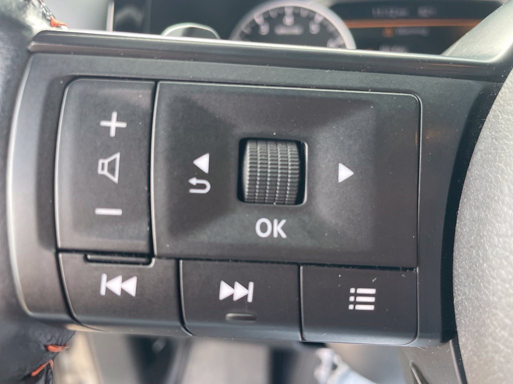 Certified 2025 Nissan Pathfinder Rock Creek AWD/4WD image 8