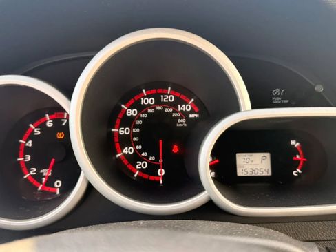 Used 2009 Pontiac Vibe AWD w/ Sun And Sound Package image 20