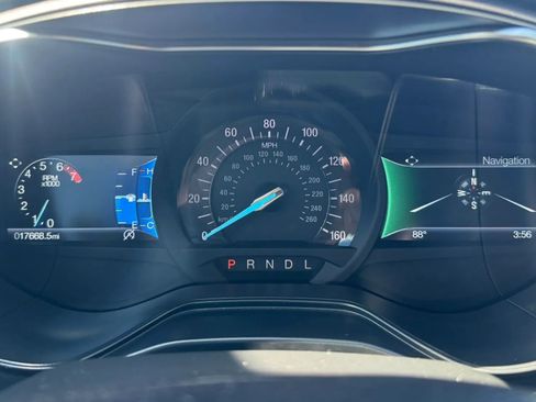 Used 2020 Ford Fusion SE FWD image 59