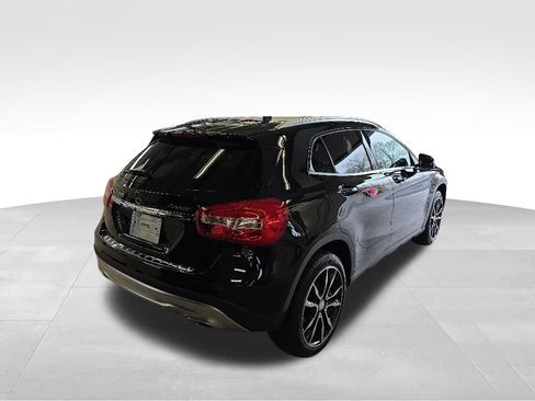 Used 2017 Mercedes-Benz GLA 250 4MATIC image 6